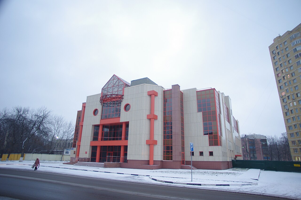 Реутов