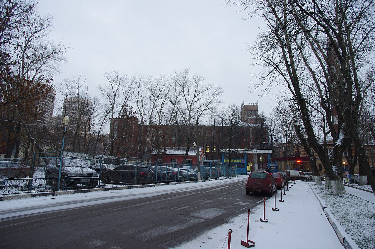 Реутов