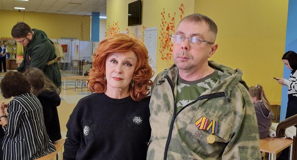В Реутове ветеран СВО проголосовал на участке №3651