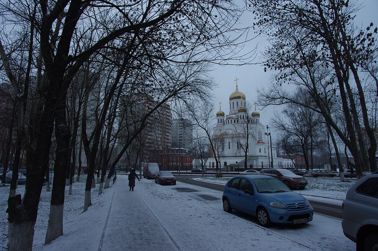 Реутов